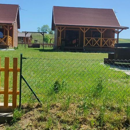 Domki Letniskowe U Jedrusia I Madzi Orkusz Prabuty  Buitenkant foto